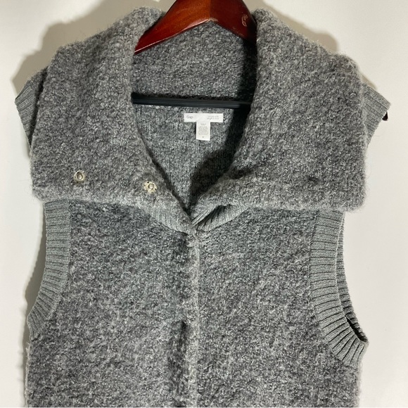 GAP Made w/Alpaca Wool Snap Front Vest Wide Collar Cozy Fuzzy Sleeveless Size M - Picture 12 of 16